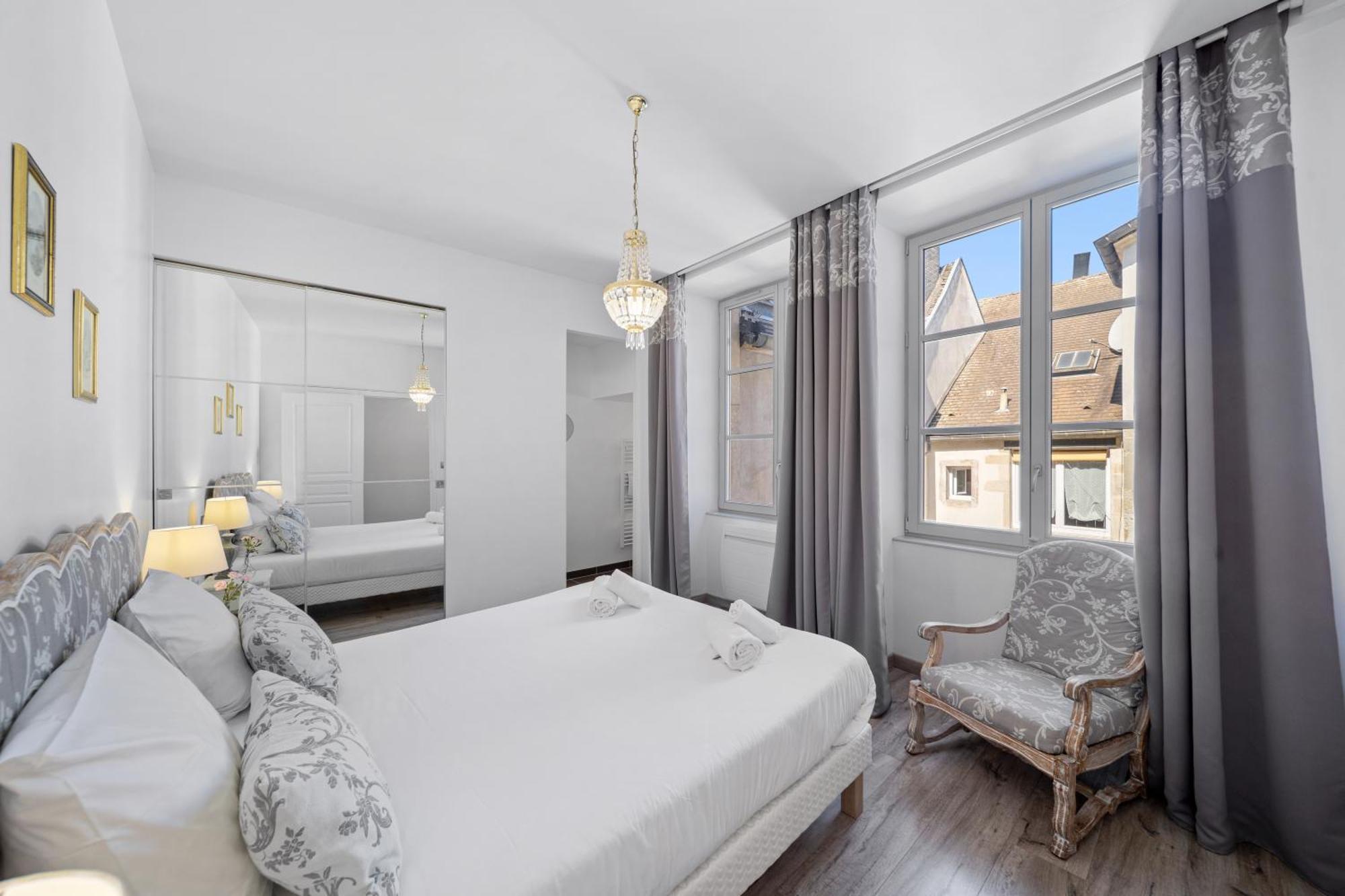 Le Beau Carnot - Appartement En Hypercentre De Beaune Бон Екстер'єр фото