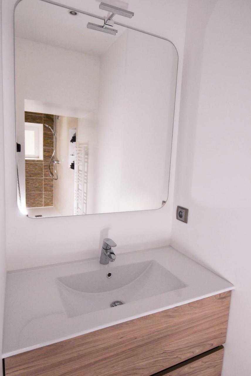 Le Beau Carnot - Appartement En Hypercentre De Beaune Бон Екстер'єр фото